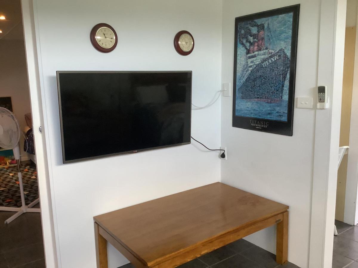 Studio Apartment With Seaview Airlie Beach Eksteriør bilde