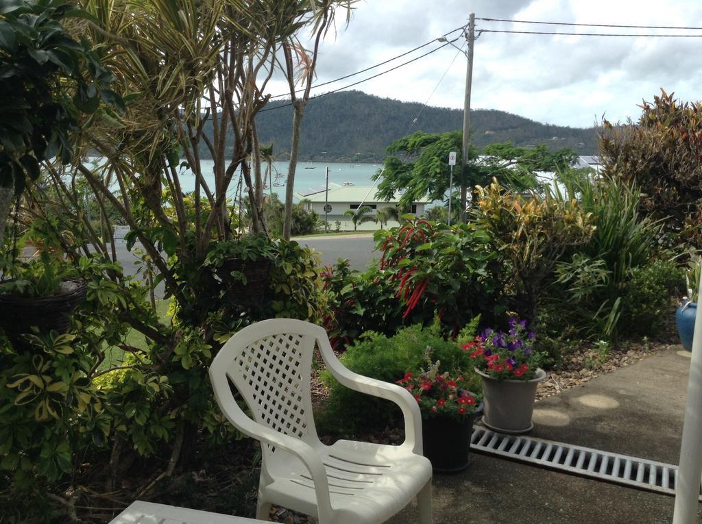Studio Apartment With Seaview Airlie Beach Eksteriør bilde